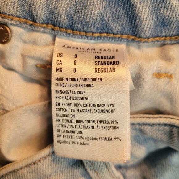 American Eagle Jeans Size 0 R Strigid Mom High Rise Light Wash Stretch Denim - Picture 6 of 11